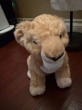 Plush Lion Cub Stuffed Animal - Tan and Cream